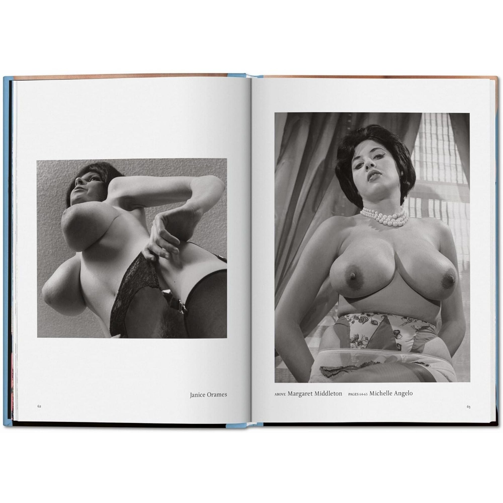The Little Big Book of Breasts: Estética Glamour