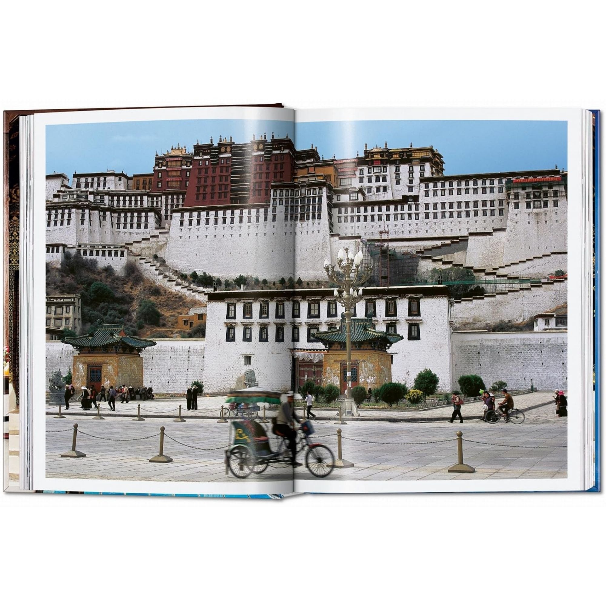 Living in Asia. 45th Ed.