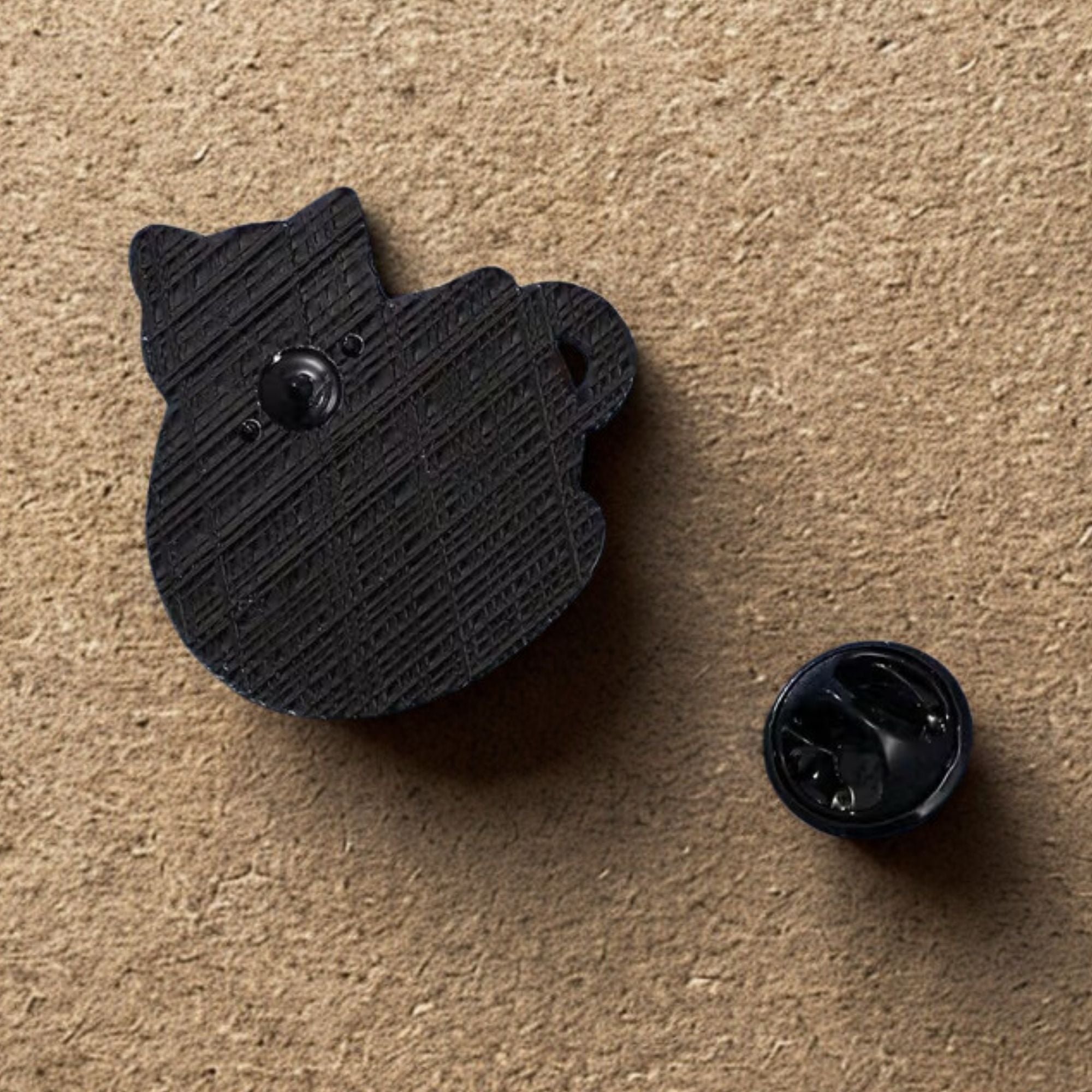 SET 4 PINES ESMALTE GATITOS Y CAFÉ — THE BLUE CAT