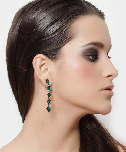Aretes Largos Geométricos con Cristales Verde Esmeralda – Colección Bali