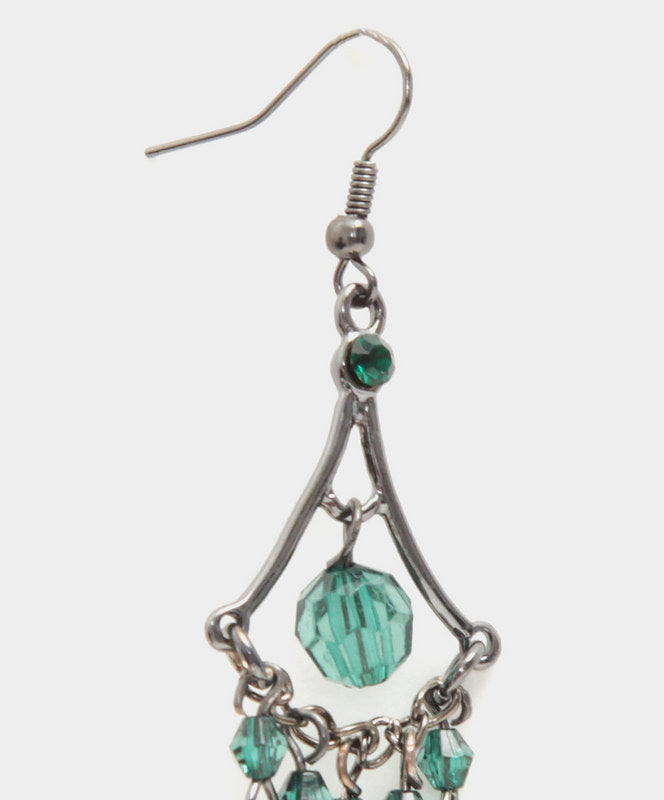 Aretes Colgantes con Cristales Verde Agua y Estructura Metálica. Colección Bali